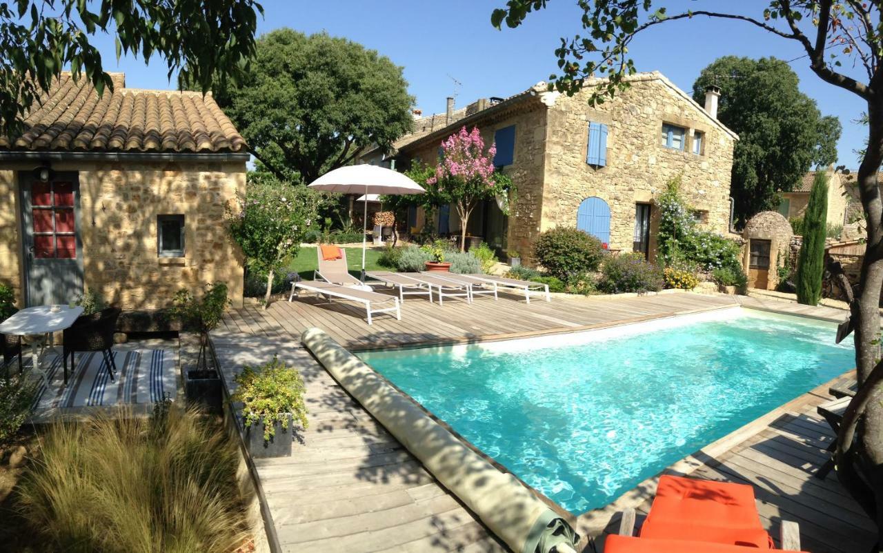 A Gauche Du Pont Hotel Vers-Pont-du-Gard Buitenkant foto